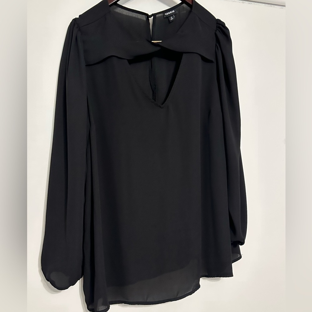 Torrid Size 2 Black V Neck Blouse